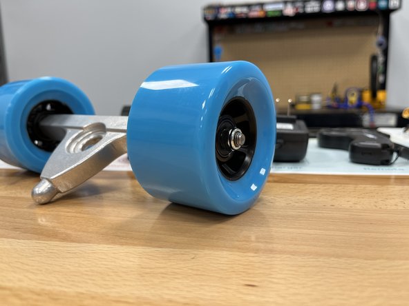 Place the locknut onto the hanger and tighten using the T-Tool