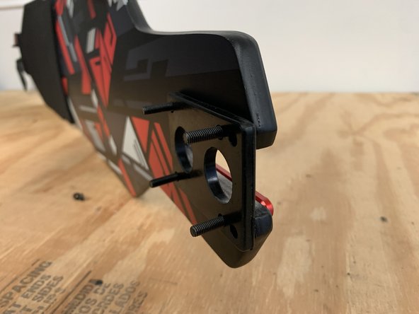 The front of the deck does NOT have the large foam pad. The foam pad is for the enclosure and this is the rear of the deck