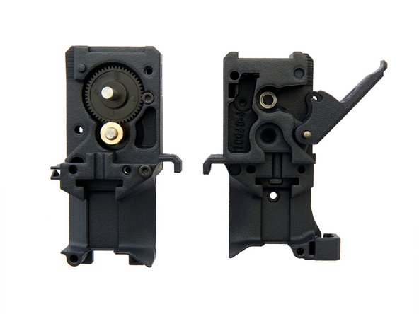 Öffnen Sie den Extruder.