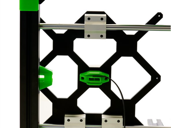 Schneiden Sie den GT3 Riemen auf eine Länge von 62cm. Legen Sie den restlichen Riemen beiseite, da diese erst später beim Einbau des Extruders benötigt werden.