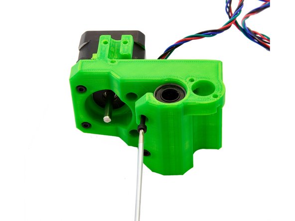 When doing so, make sure that you only tighten the M3 Hexagon Socket Head Cap Screws minimally so that the screw is flush with the M3 Self-Securing Nuts.