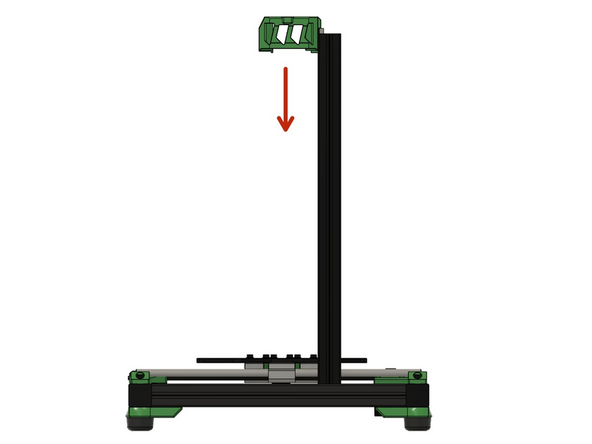 Schieben Sie den z-Motorhalter (Öffnung muss nach innen zeigen) in den vorderen Schlitz des z-Profils. Drücken Sie dann den z-Motorhalter auf das y-Aluprofil, so dass er gerade auf diesem aufliegt.