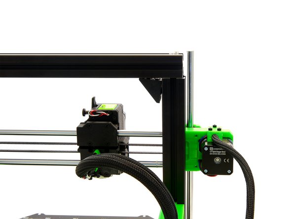 Insert 2x M8x40mm Hexagon Socket Head Cap Screws into the x-axis and tighten them hand-tight.