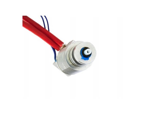 Durch die Bowdenkupplung hindurch wird der eben vorbereitete PTFE Schlauch geschoben.