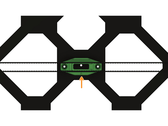 Achten Sie auf die Ausrichtung von diesem, siehe Bild 1. Die M3 Selbstsichernde Mutter im Riemenspanner-Einsatz sollte aus dieser Perspektive nicht sichtbar sein und die zahnlose Riemenscheibe muss links sitzen.