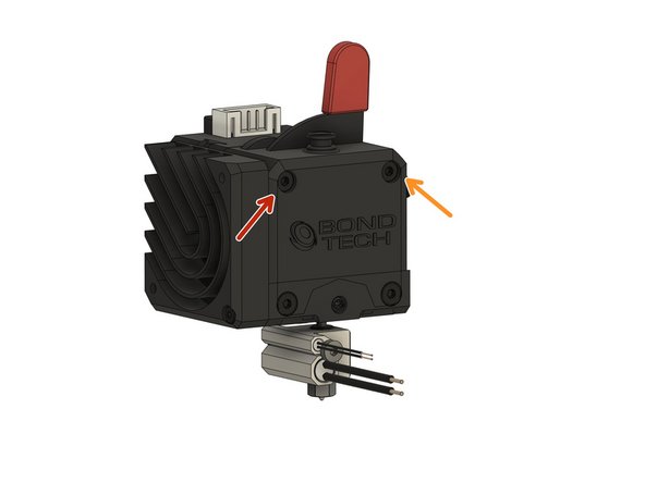 Entferne die M3x10mm Zylinderkopfschraube.