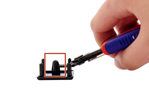 Prepare the 4x end caps by shortening the center part by half (e.g. using a side cutter).