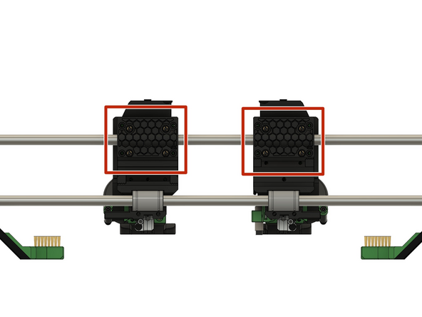 Bringen Sie die 2x Schlitten Rückseiten   (x und u) oben in Position.