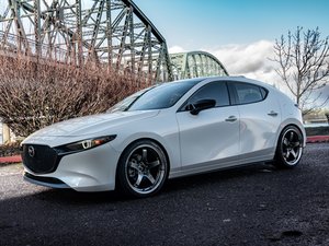 AXO - Mazda 3 2019
