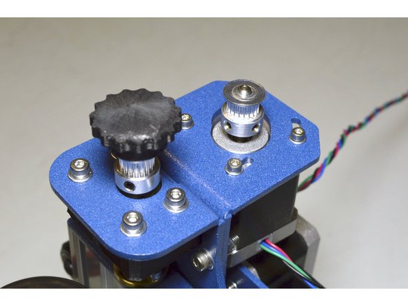 Mount the GT2 Pulley to the Z-Motor shaft