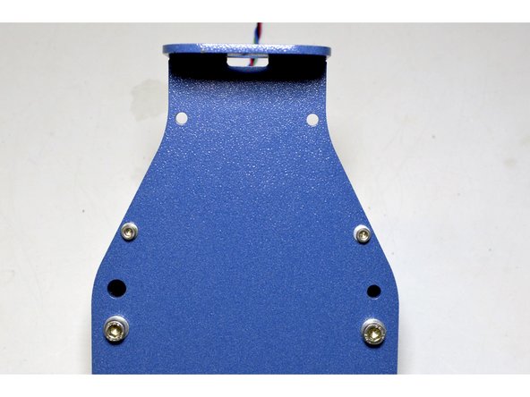 Fix the loose end of the M3x23 standoffs with the M3x8 cap screws (2 Pcs), M3 Washers (2 Pcs) and Pratley Pratlock