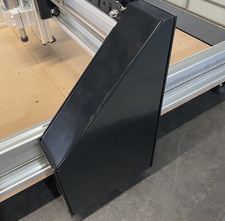 Turn the machine back on its feet and mount the left and the right Gantry Cover Plates back to the left and the right gantries with the screws they were fastened with. Each cover plate is fastened with 6 x black self tapping screws.