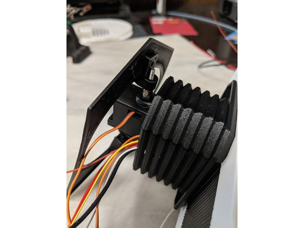 Insert the screw mounted to the TopNeck though the hole in the HeadPlate as shown in Pic 1.