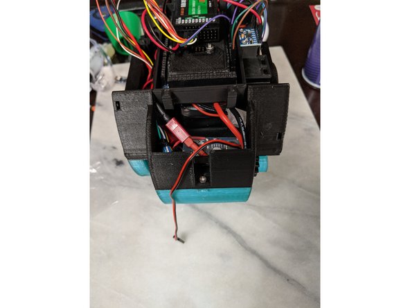 We will now connect the output of the UBEC to the RC receiver.