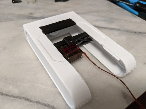 Insert the HeadFrame into the HeadBox and insert it into the slots inside the HeadBox as shown in Pic 2.