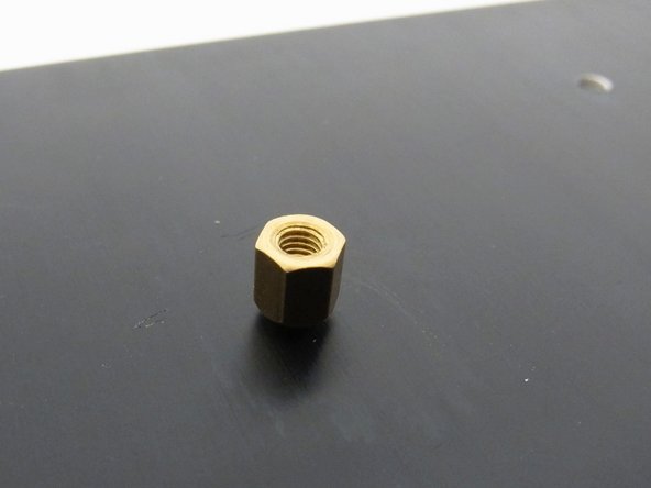 It does not have to insert all the way flush into the heatsink.