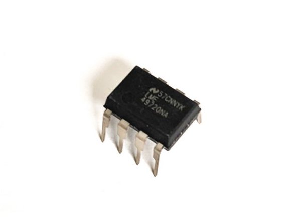 Kits may be provided with the OpAmp (U3) in the SOIC package or in the DIP-8 package. They perform identically. The parts are sourced based upon availability.