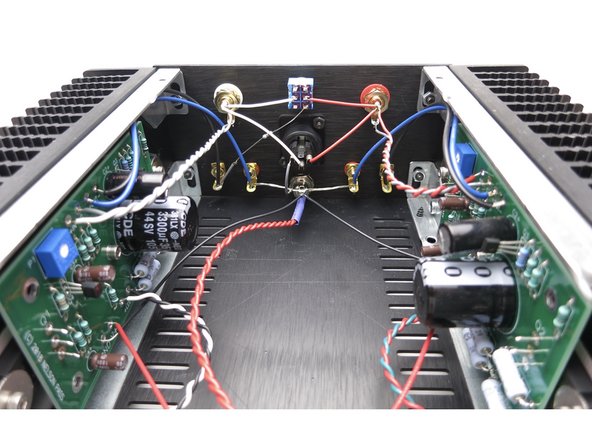 This shows the panel connected to the rest of the amp.