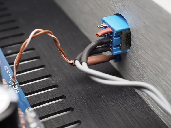 It does not have to be a DPDT, I happen to have a bunch of these...