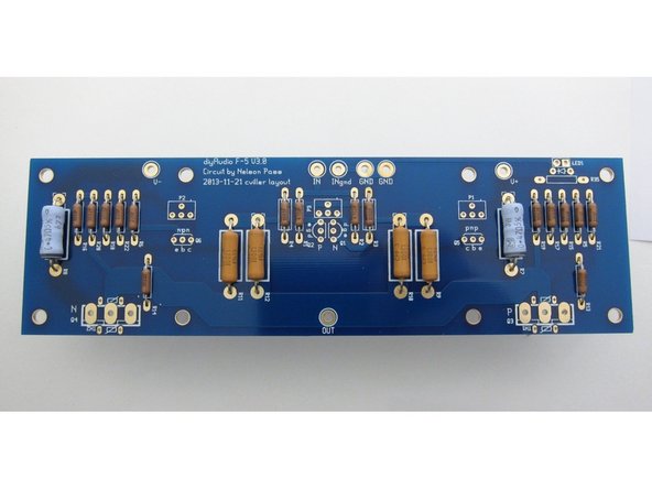 Big resistors installed. Blue are 0.47ohm 3W, Orange are 100ohm 3W. Values printed clearly on the side of each resistor.