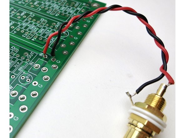 If you choose to wire this into a chassis with panel-mounted RCA jacks, they will connect as shown;