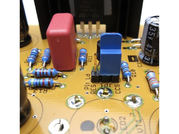 The jumpers are used to choose the plate load of the tube.