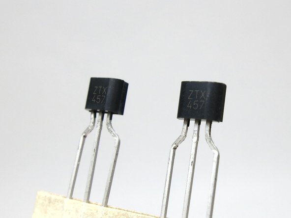 Photo 3 ZTX457.    For Q8.