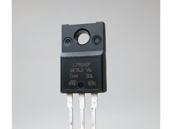 Photo 2 - 7915.  The V- regulator.