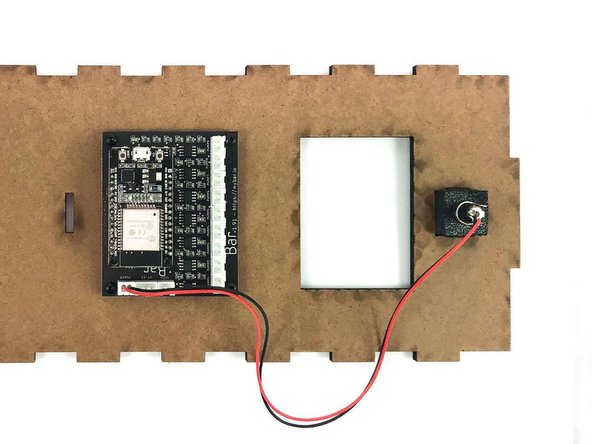 Perfect! Electronics ready. Next, lets start with the 3. Case assembly