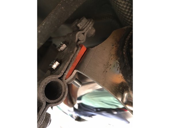 Photo shows Fabspeed supplied rubber gasket