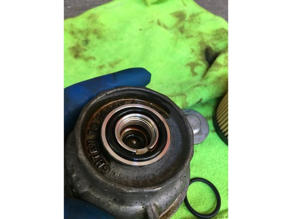 New O Rings are included in the new filter kit.