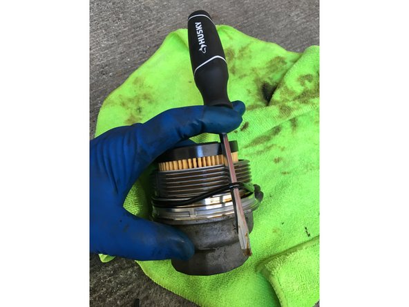 New O Rings are included in the new filter kit.