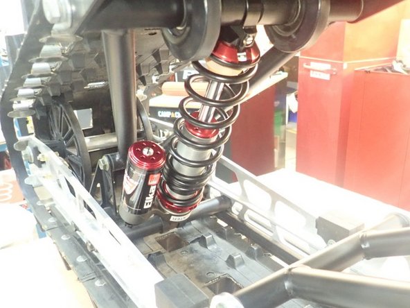 Be sure installing &quot;center&quot; Elka shock in the front of the track and Elka &quot;rear&quot; shock at the back.