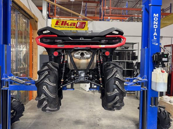 On Stage 1 and Stage 2, the left and the right shock are the same. Just install them with the shraeder nitrogen valve at the top of vehicle, and the valve facing outside.