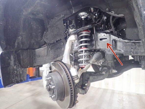 Remove the plastic cap shown by the red arrow on both sides.