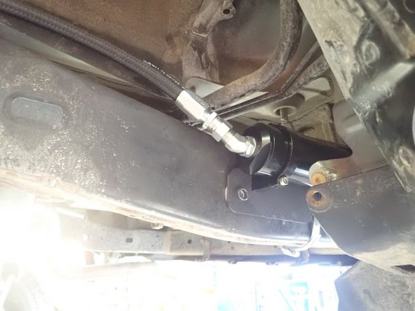 Left side reservoir installation shown.