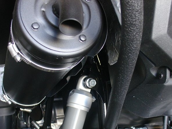 On Stage 1 and Stage 2, the left and the right shock are the same. Install them with the shraeder nitrogen valve at the top of vehicle, with the valve towards the Inside of the vehicle ( left side shown ).