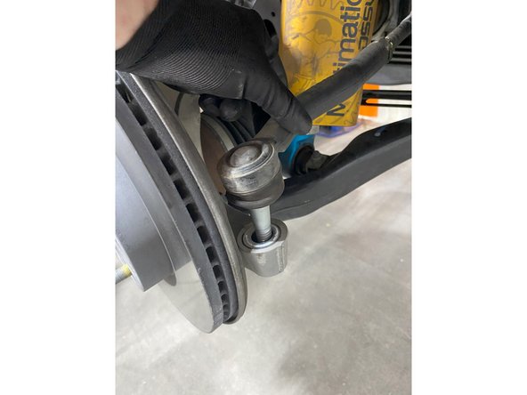 Remove the nuts from the tie rod