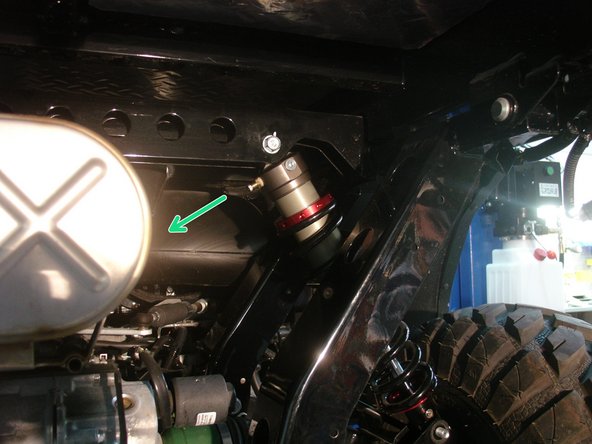 Install the rear new Elka shocks with the reservoir ( on Stage 3-4-5 ) or Schraeder nitrogen valve ( on Stage 1-2 ) at the top of vehicle. ( right side shown ).