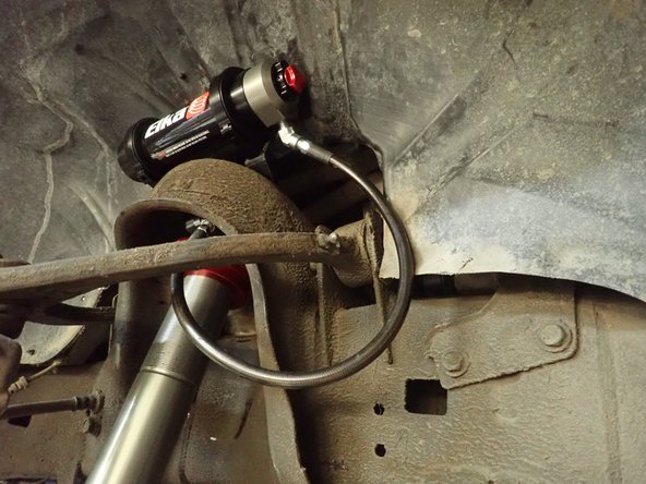 2.0&quot; Remote reservoirs shock shown. (Right side shown)