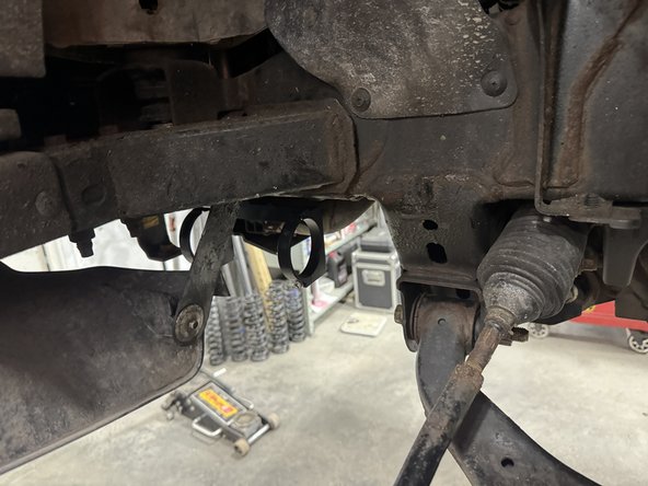 Torque the bolt to 70 Ft-Lb using blue thread lock.