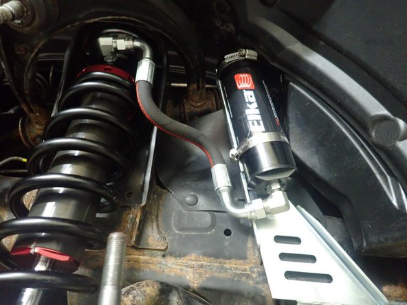 Align upper collar so do not interfere with the upper arm in the area shown by the red circle.