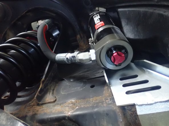 MAKE SURE THE HOSE IS NOT RUBBING ANYWHERE AND DO NOT OVERBEND IT.