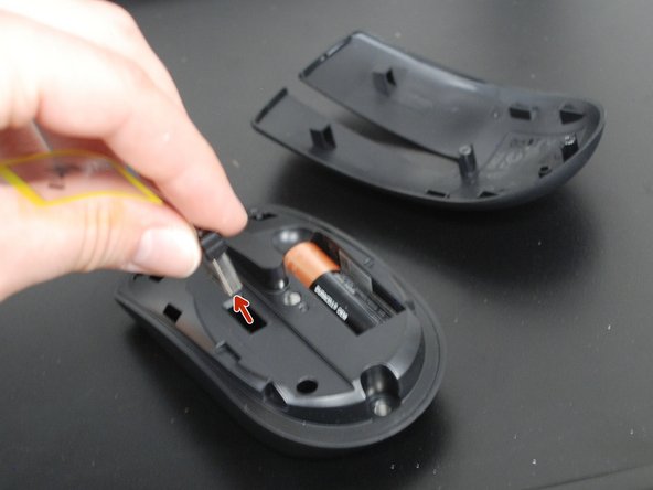 Remove the dongle from the mouse.