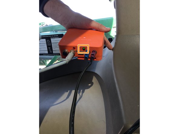 Both green and red lights will light up.