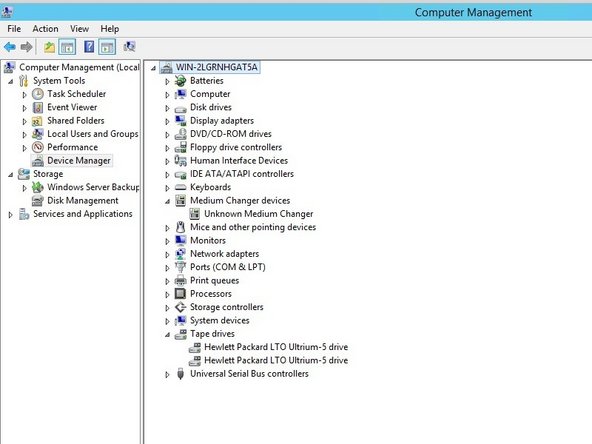
Stellen Sie sicher, dass ein geeigneter Treiber f&uuml;r Ihre Bandlaufwerke installiert ist
