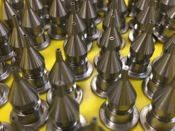 One on the outside, that holds the nozzle tip onto the extender.