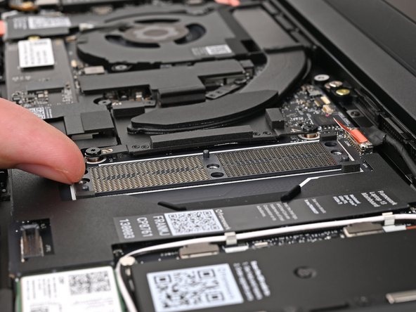 Be extremely careful when handling the Interposer, as its pins can break easily. Only grip its edges to avoid touching its pins.