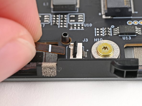 Repeat the previous step for the left fan.