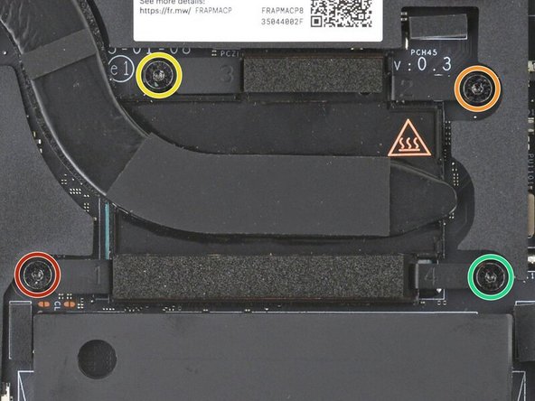 Use your Framework Screwdriver to gradually tighten the Heatsink screws in the marked order until they're snug: